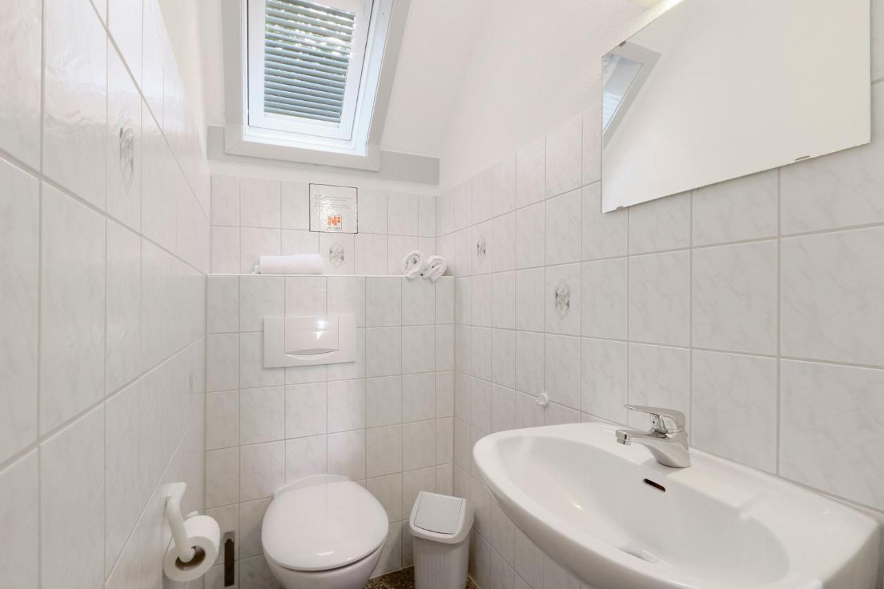 Ferienhaus Bei Simone Mit Sauna Kirchheim  Ngoại thất bức ảnh